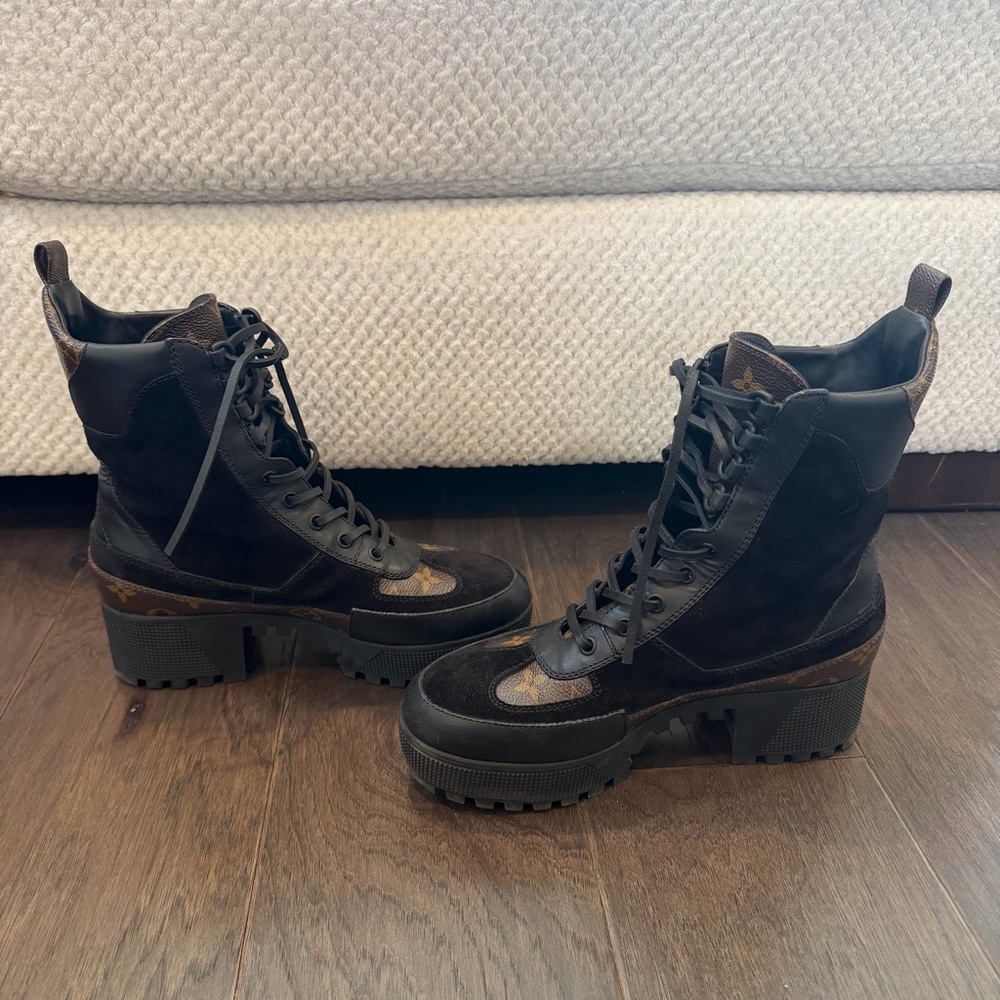 Louis Vuitton Black and Brown Monogram Lace-Up Platform Ankle Boots - Picture 4 of 12